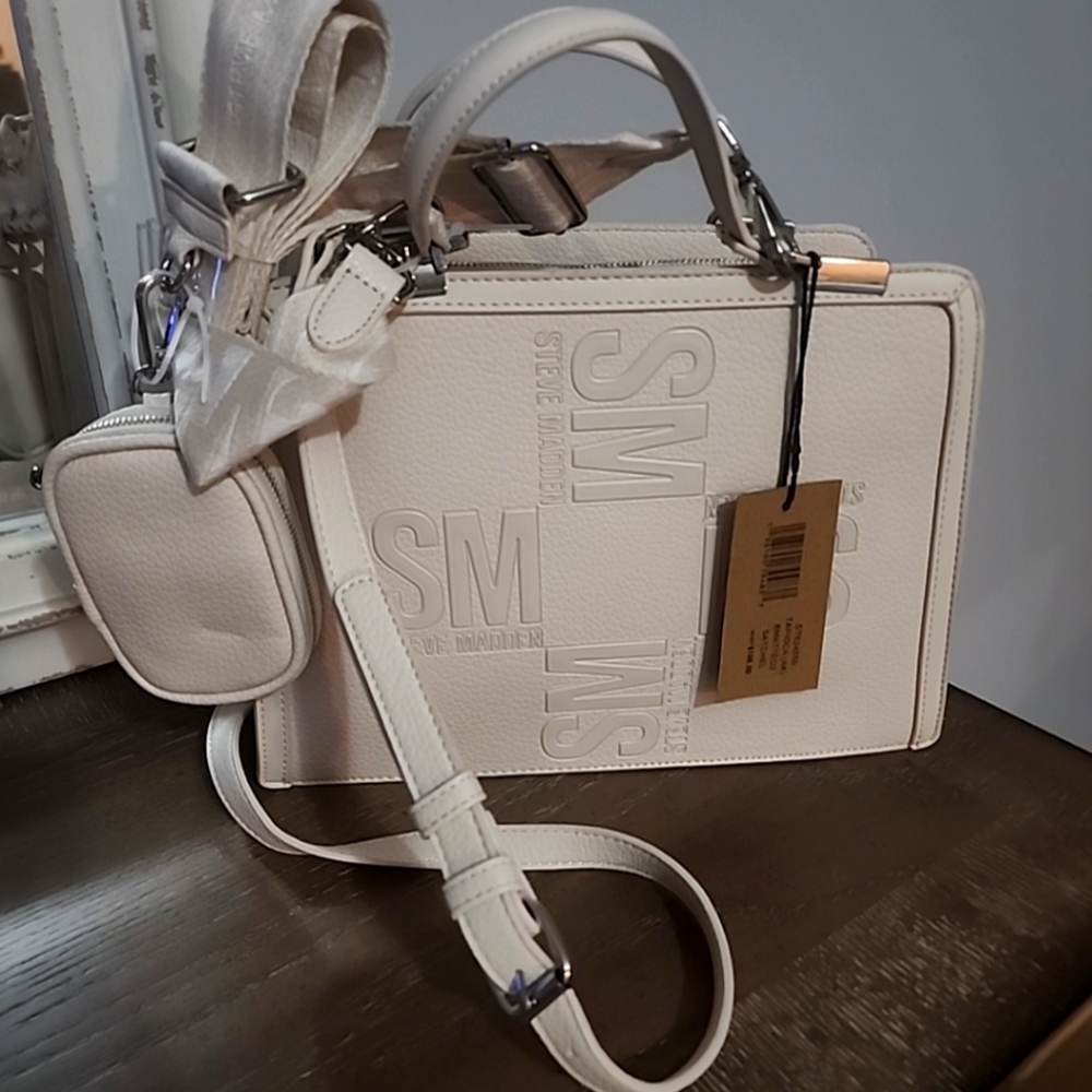 Steve Madden Dusty Pink/Tapioca Leather bag w/2 Purse Straps and Earbud Case NWT